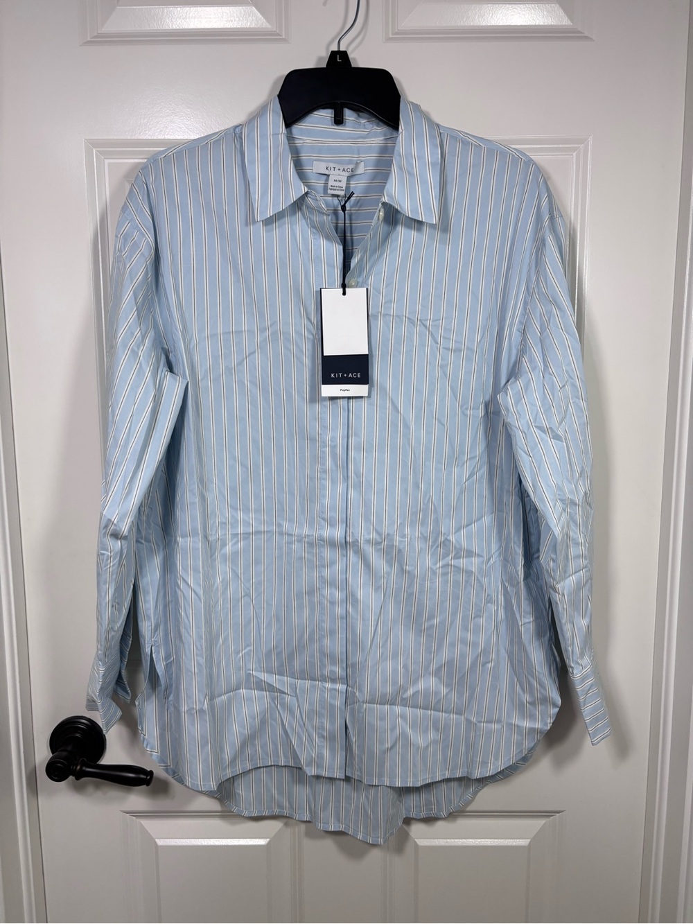 NWT KIT + ACE Marbella Boyfriend Shirt Long Sleeve Button Up Women’s M Blue